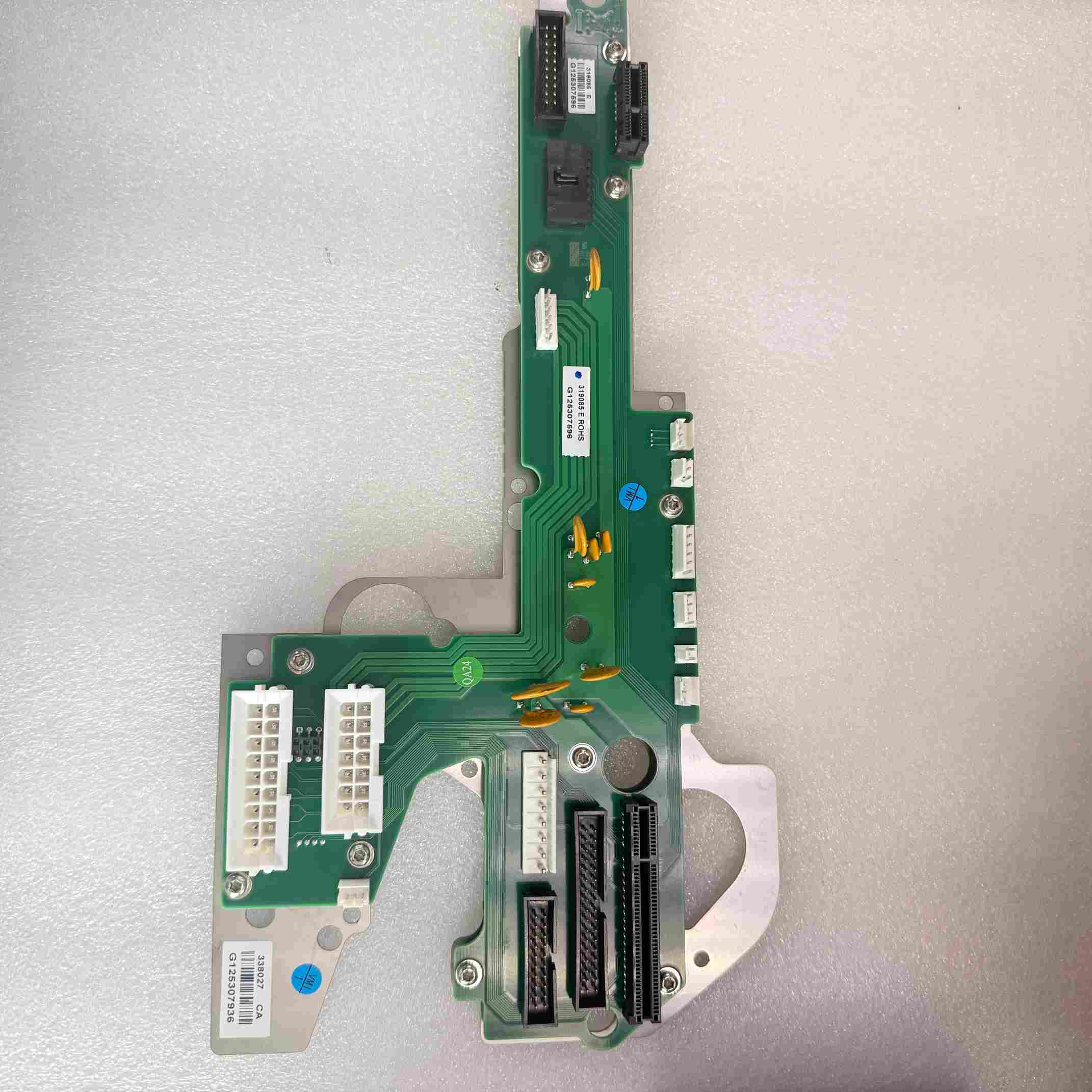Backplane and Carrier
